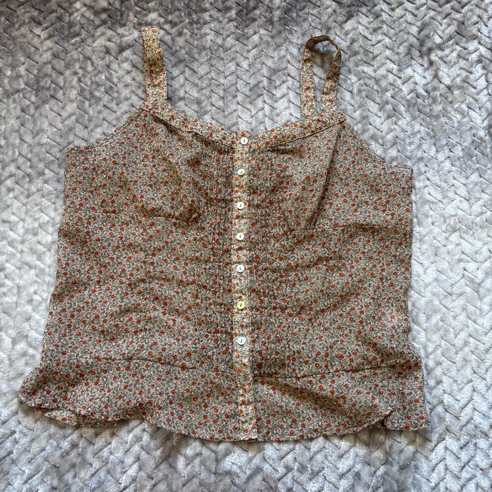 ⭐️⭐️⭐️Quintessential Floral light weight flowy tank top size large